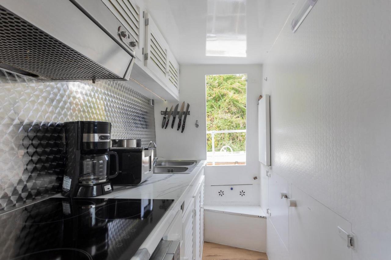 Eucala Motor Yacht Hotell East Molesey Eksteriør bilde